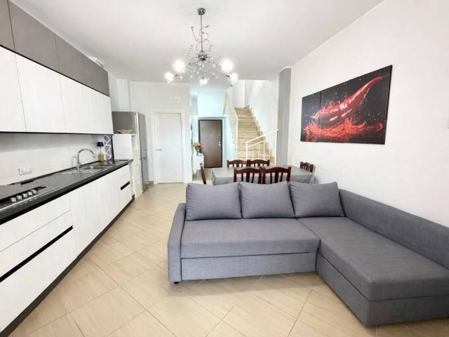 Villa Schiera in vendita a Agropoli, Campania