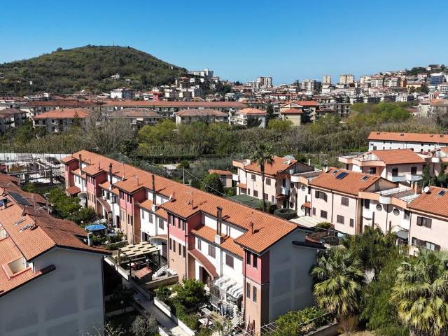 Villa Schiera in vendita a Agropoli, Campania