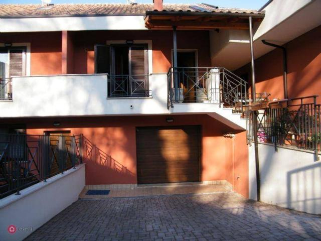 Villa Schiera in vendita a Alatri, Lazio