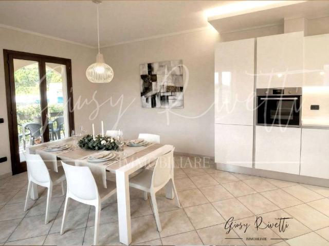 Villa Schiera in vendita a Piemonte, Cuneo