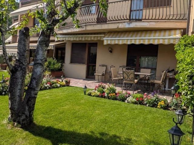 Villa Schiera in vendita a Piemonte, Cuneo