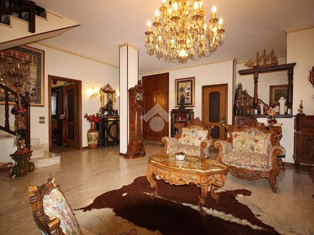 Villa Schiera in vendita a Piemonte, Cuneo