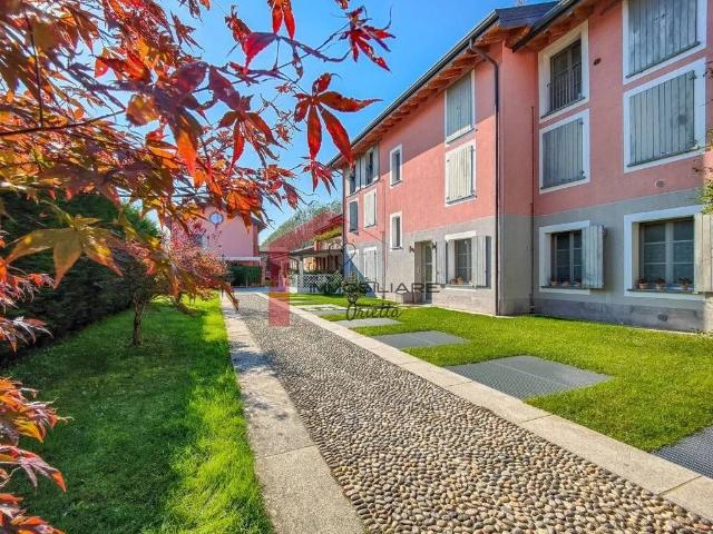 Villa Schiera in vendita a Albairate, Lombardia