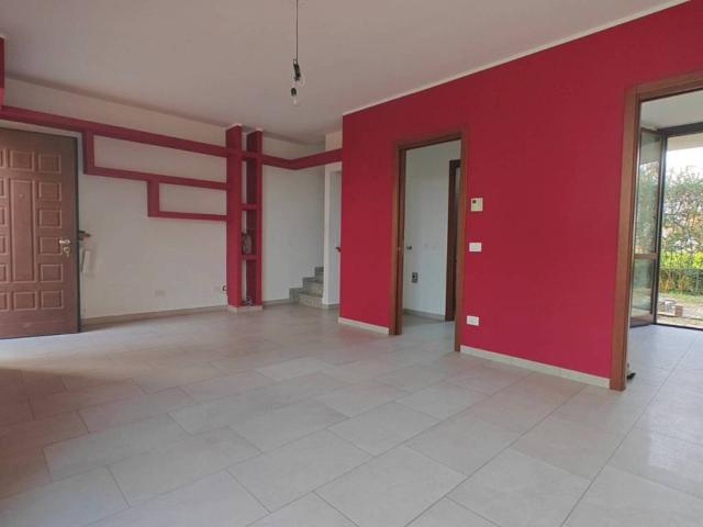 Villa Schiera in vendita a Albairate, Lombardia