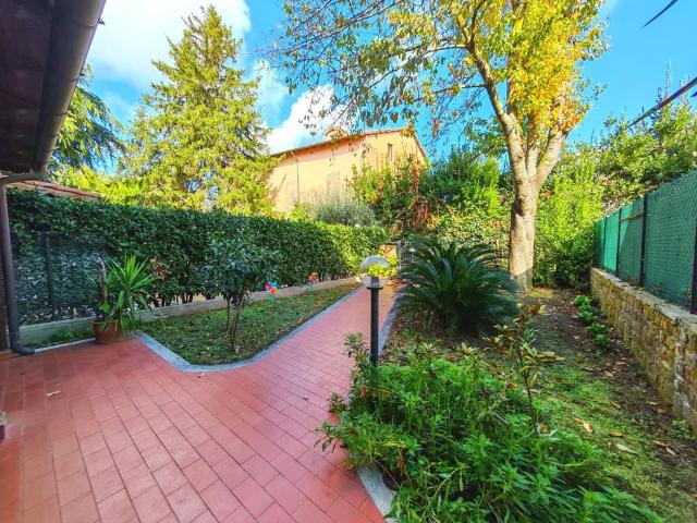 Villa Schiera in vendita a Roma Capitale, Lazio