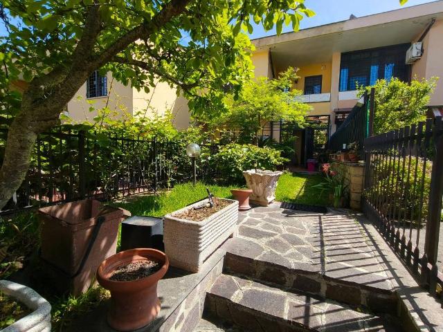 Villa Schiera in vendita a Roma Capitale, Lazio