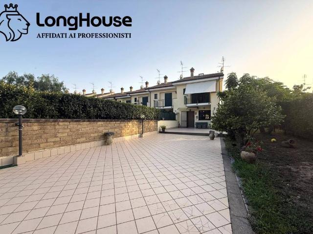 Villa Schiera in vendita a Roma Capitale, Lazio