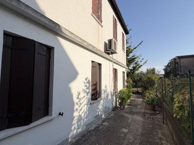 Villa Schiera in vendita a Sant'Agostino, Albignasego