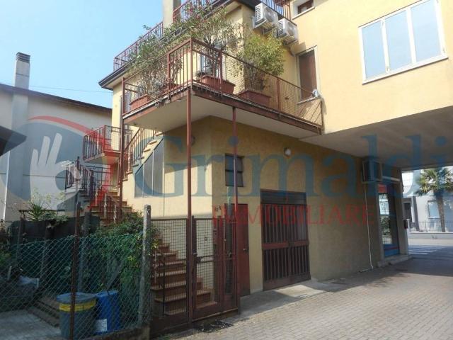 Ville Schiera in vendita a Albignasego, Carpanedo