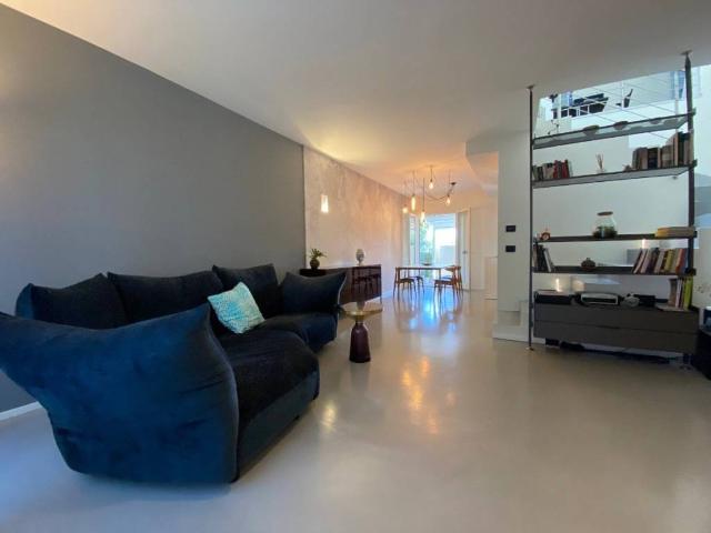 Villa Schiera in vendita a Colline Matildiche, Re