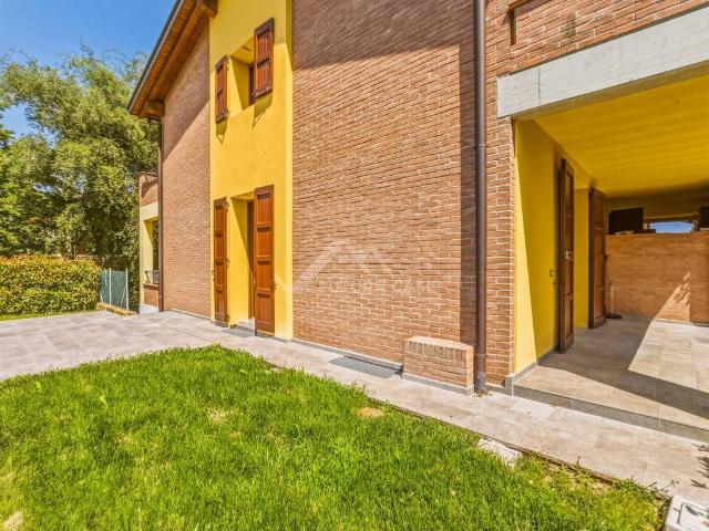 Villa Schiera in vendita a Colline Matildiche, Re