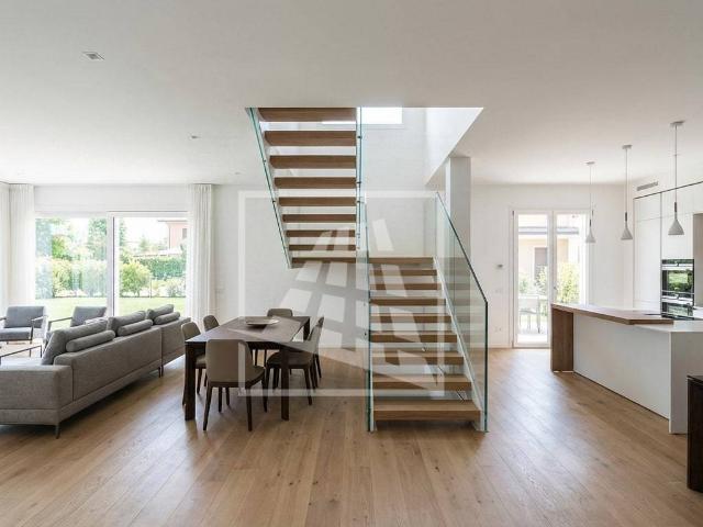 Villa Schiera in vendita a Colline Matildiche, Re