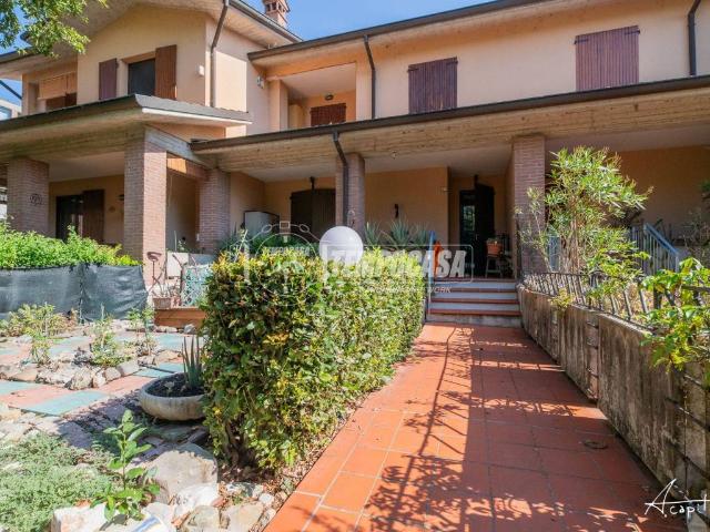Villa Schiera in vendita a Caselline, Albinea