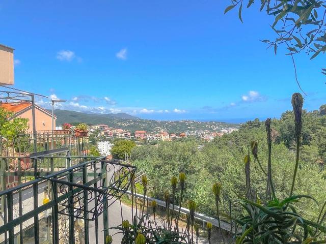 Villa Schiera in vendita a Poggio del Sole, Albissola Marina