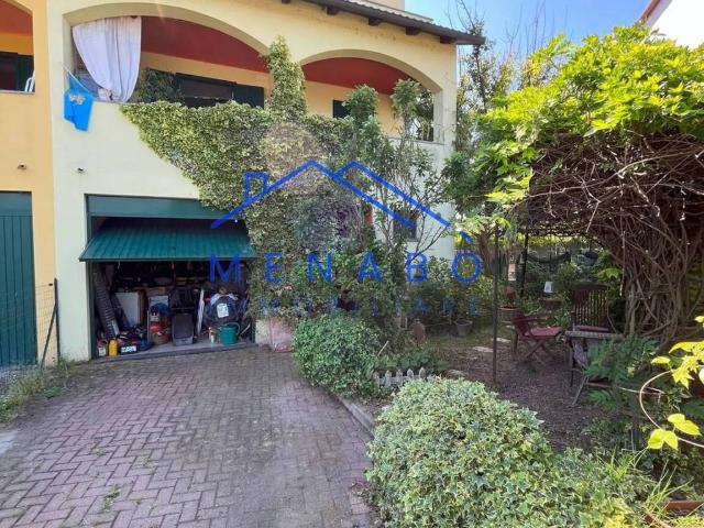 Villa Schiera in vendita a Piemonte, Alessandria