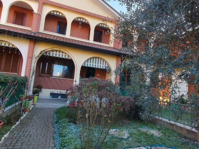 Villa Schiera in vendita a Piemonte, Alessandria