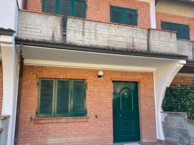 Villa Schiera in vendita a Piemonte, Alessandria