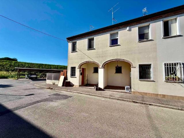 Villa Schiera in vendita a Unione dei comuni della Bassa Romagna, Alfonsine