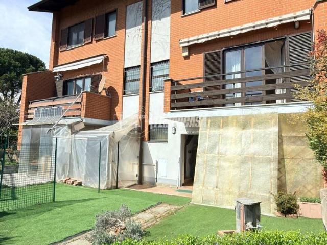 Villa Schiera in vendita a Piemonte, Torino