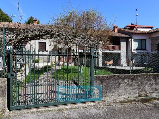 Villa Schiera in vendita a Alserio, Lombardia