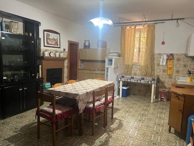 Villa Schiera in vendita a Altavilla Silentina, Salerno