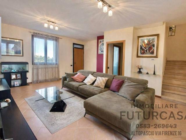 Villa Schiera in vendita a Altopascio, Lucca