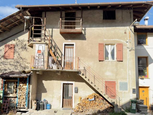 Villa Schiera in vendita a Comunità Alta Valsugana e Bersntol, Centa San Nicolò