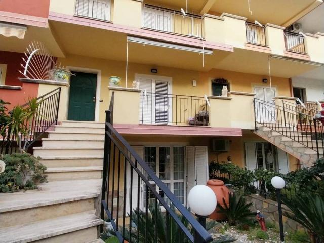 Villa Schiera in vendita a Calabria, Cosenza
