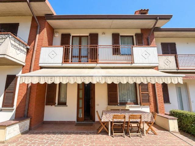 Villa Schiera in vendita a Prezzate, Mapello