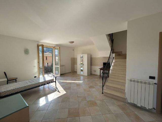 Villa Schiera in vendita a Montemarcello Belvedere, Ameglia