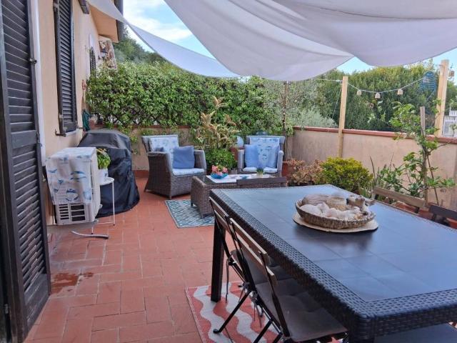 Villa Schiera in vendita a Cafaggio, Ameglia
