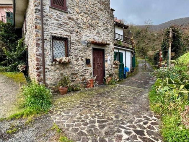 Villa Schiera in vendita a Cafaggio, Ameglia