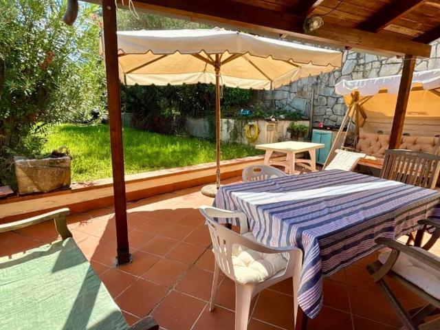 Villa Schiera in vendita a Cafaggio, Ameglia