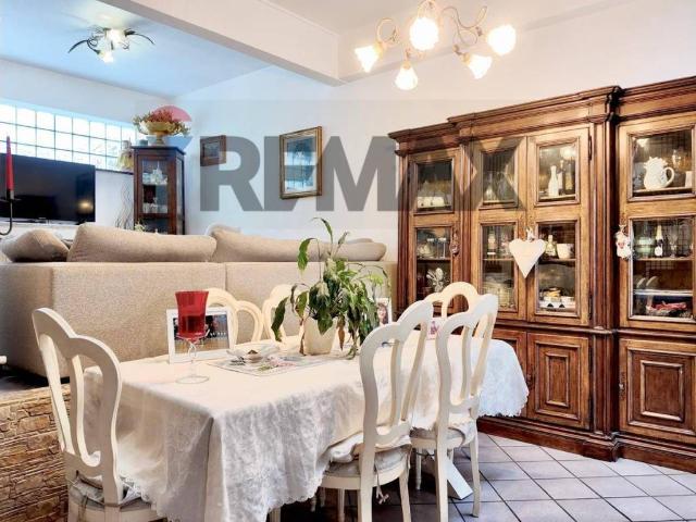 Villa Schiera in vendita a Montedago, Marche