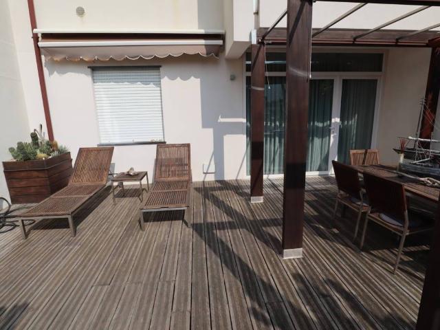 Villa Schiera in vendita a Andora, Liguria