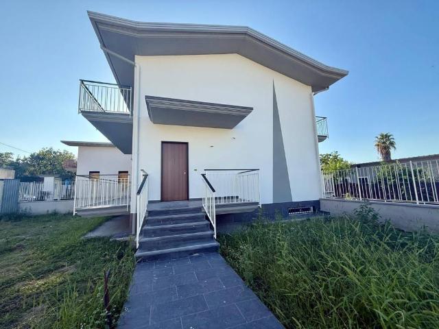 Villa Schiera in vendita a Angri, Salerno