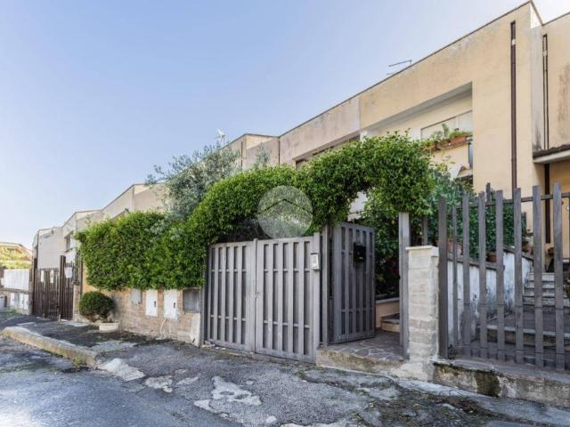 Villa Schiera in vendita a Colle Biadaro, Roma Capitale