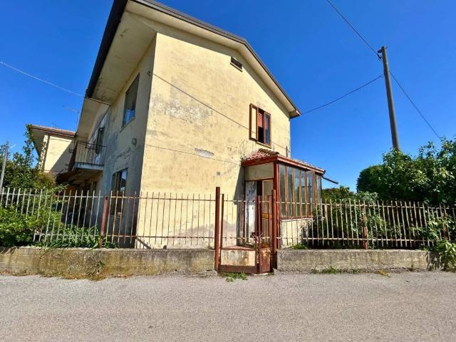 Villa Schiera in vendita a Anguillara Veneta, Veneto
