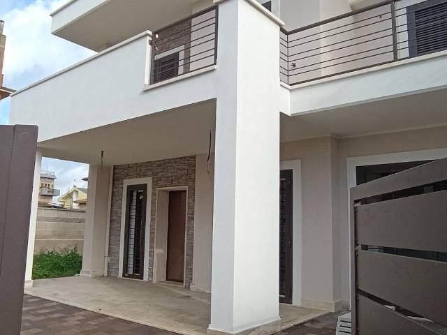 Villa Schiera in vendita a Lido di Enea, Roma Capitale