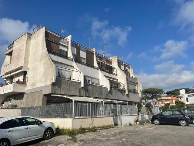 Villa Schiera in vendita a Lido di Enea, Roma Capitale