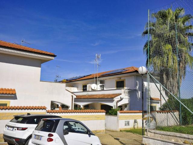 Villa Schiera in vendita a Lido dei Pini, Anzio
