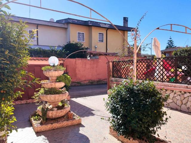 Villa Schiera in vendita a Piscinari, Roma Capitale