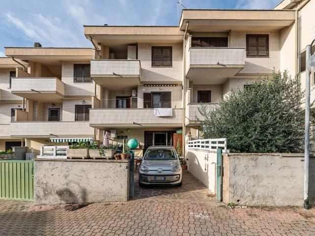Villa Schiera in vendita a Villa Claudia, Roma Capitale