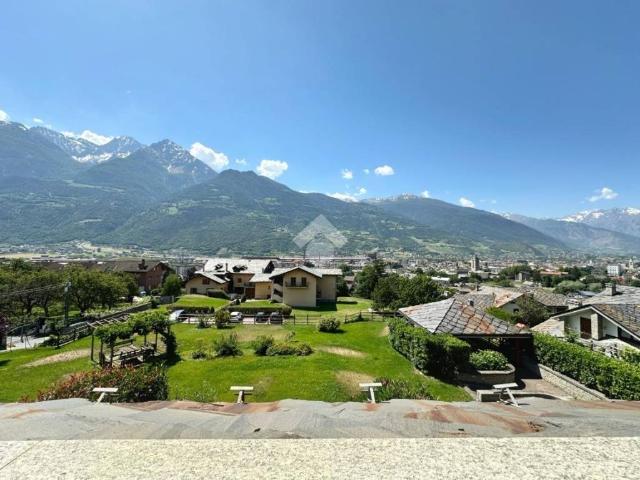 Villa Schiera in vendita a Porossan-Roppoz, Aosta