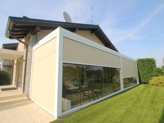 Villa Schiera in vendita a Appiano Gentile, Lombardia