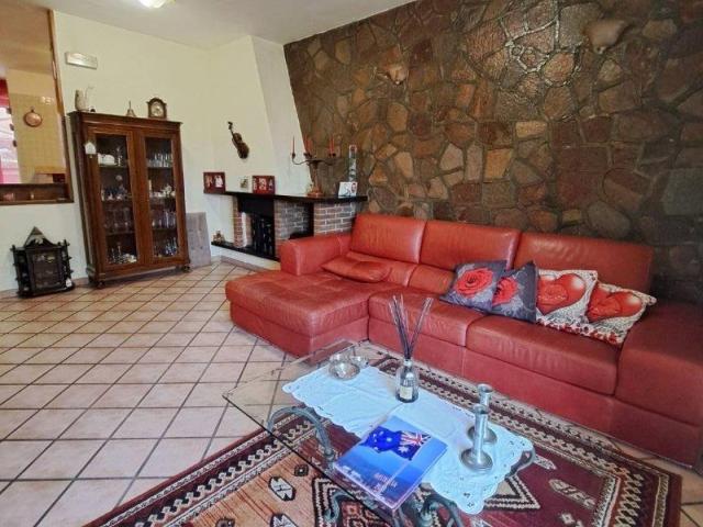 Villa Schiera in vendita a Aprilia, Lazio