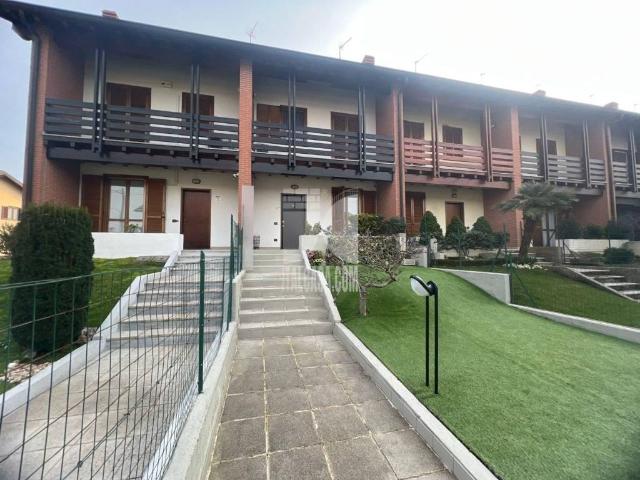Villa Schiera in vendita a Arcene, Lombardia