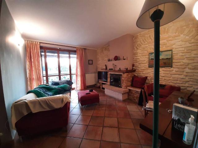 Villa Schiera in vendita a Arcene, Bergamo