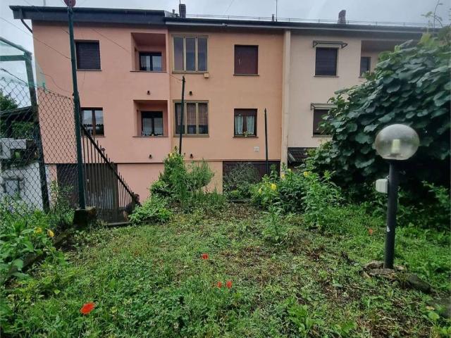 Villa Schiera in vendita a Comunità Montana del Piambello, Arcisate