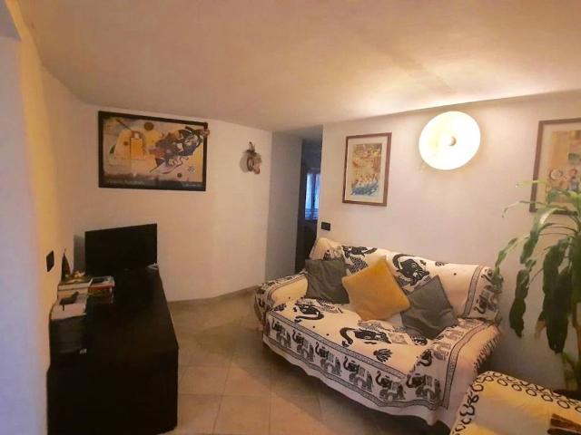 Villa Schiera in vendita a Arcola, Liguria